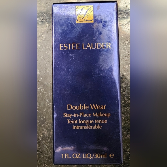 Estee Lauder 7N1 Deep Amber Fondation Double Wear Stay in Place Makeup - Picture 2 of 2